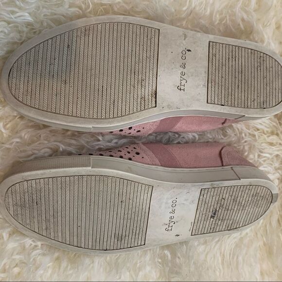 Frye & co Peggy perforated suede slip on in blush - Picture 5 of 6